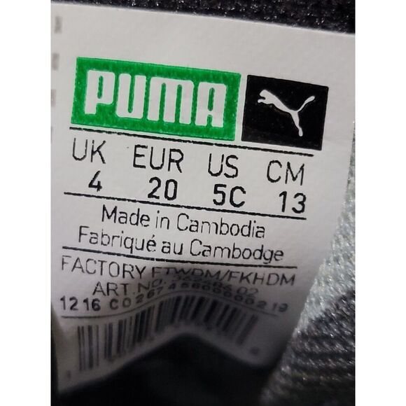 PUMA Roma Basic Sneakers in Black 5C - Picture 4 of 4